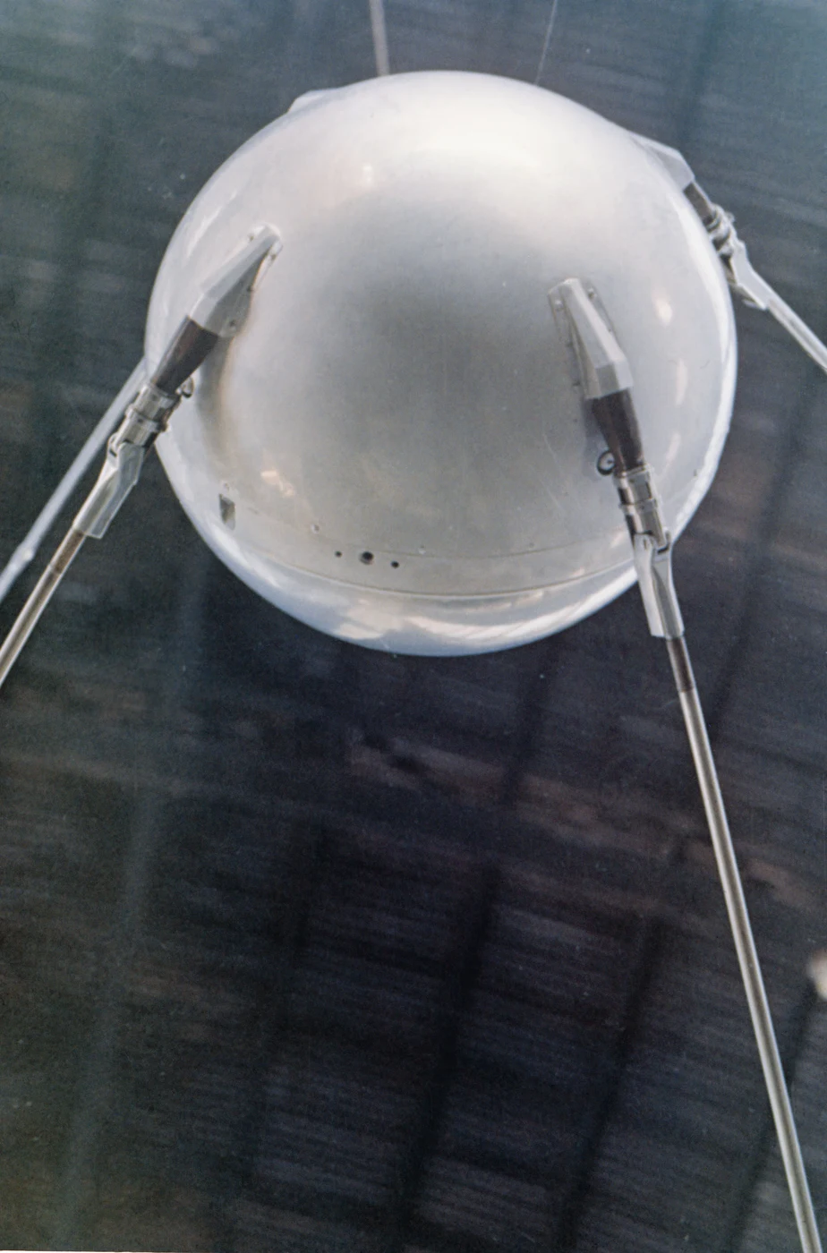 Sputnik 1 mission insignia